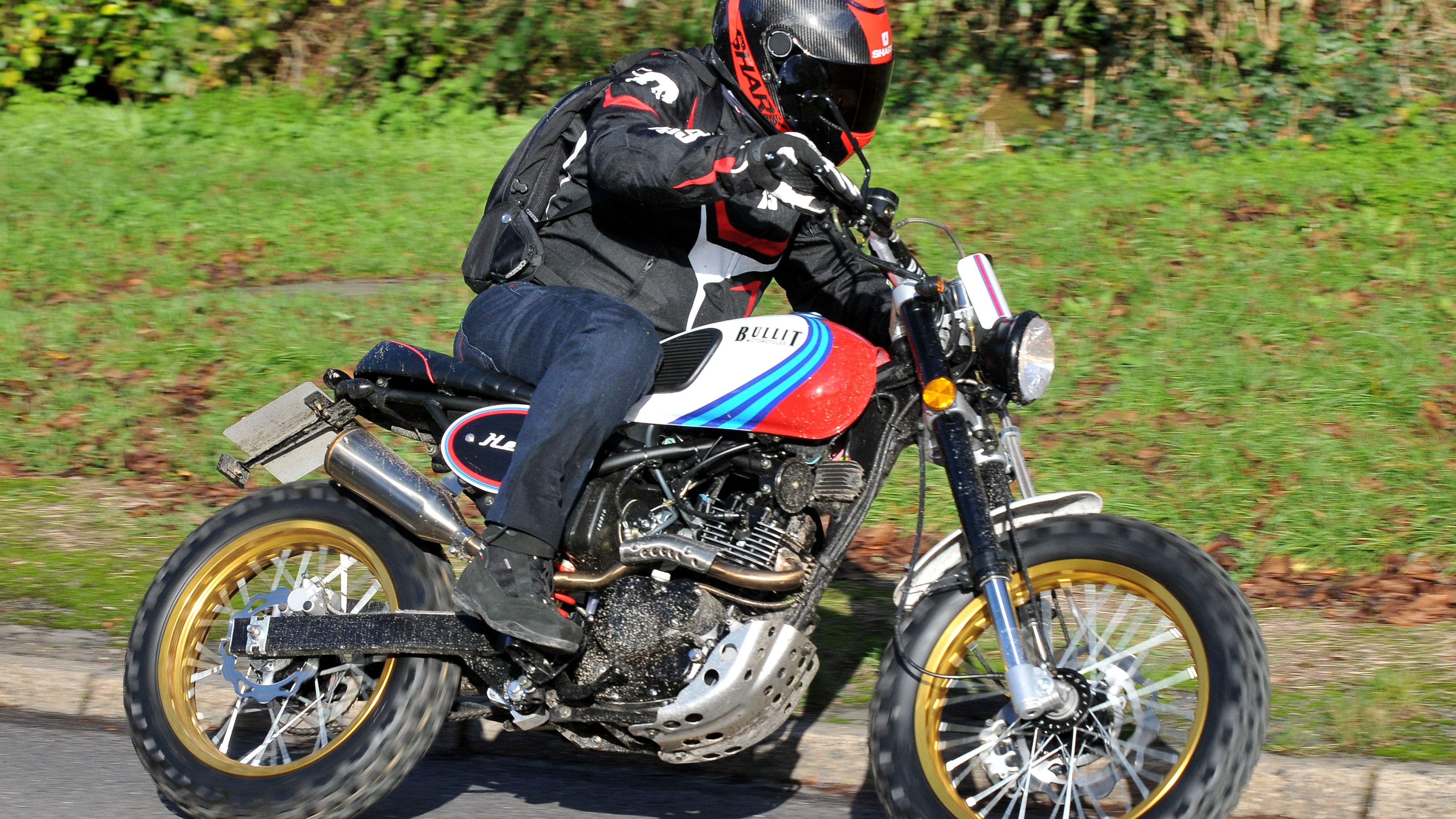 Bullit Hero 125